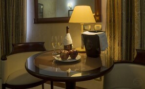Superior Double Room | Minibar, in-room safe, desk, soundproofing