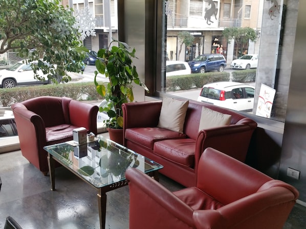 2 bars/lounges - Aretusa Palace Hotel (Syracuse)