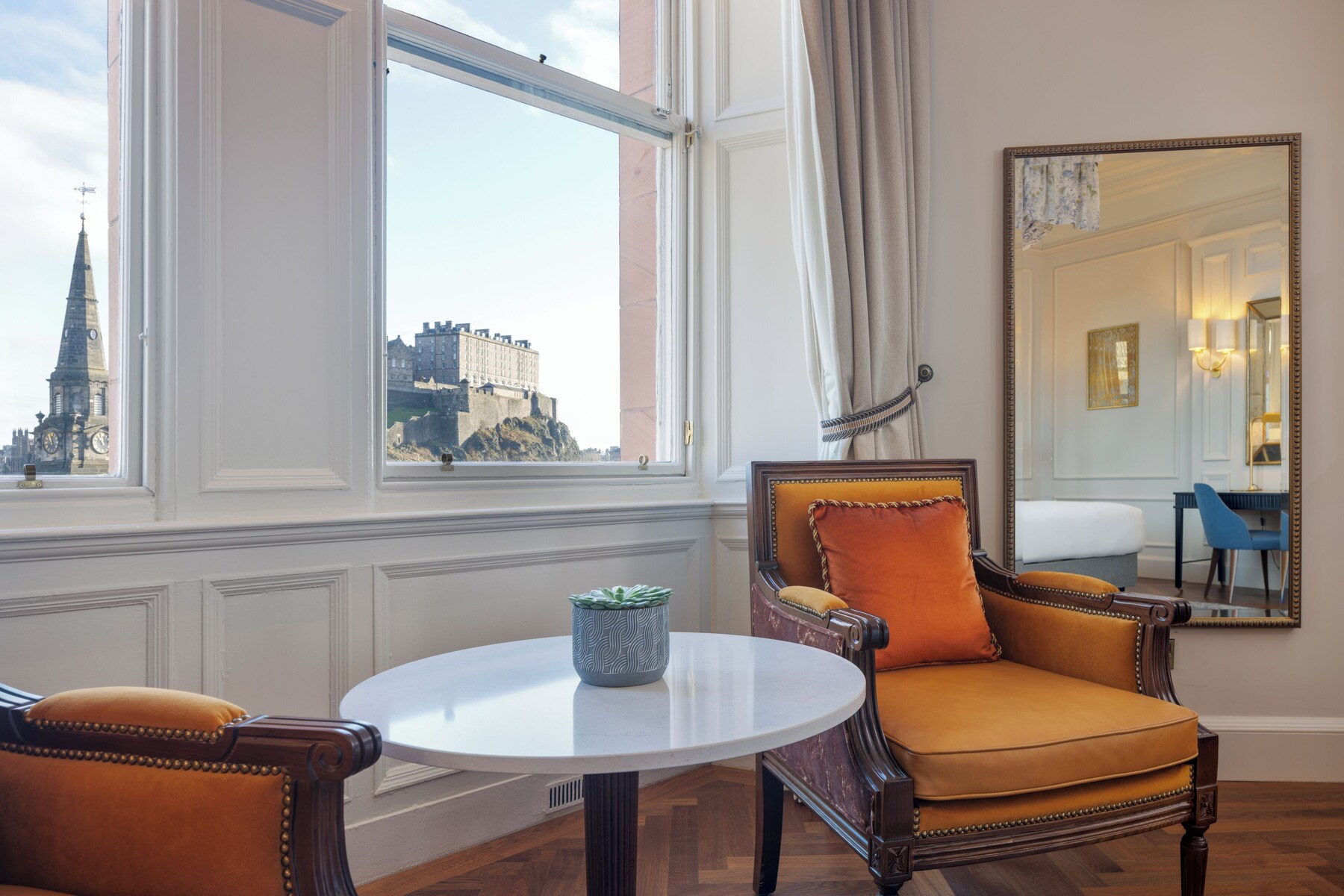 King Premier Room with Castle View | Egyptian cotton sheets, premium bedding, in-room safe, desk