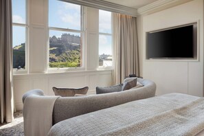 View from property - The Caledonian Edinburgh, Curio Collection by Hilton (Edinburgh)