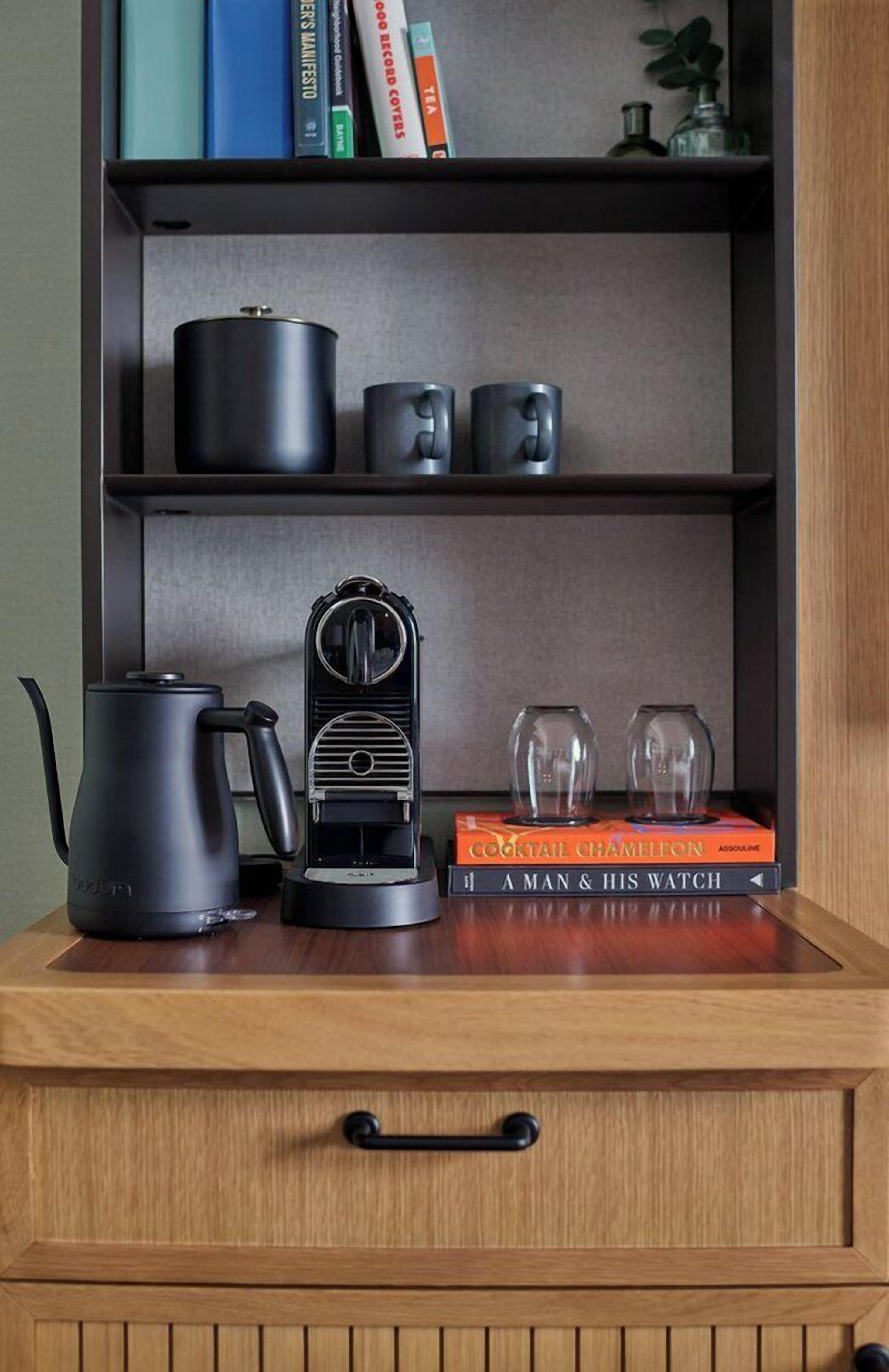 Photo - L7 Chicago by LOTTE