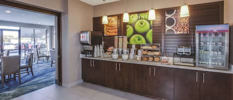 Free daily continental breakfast