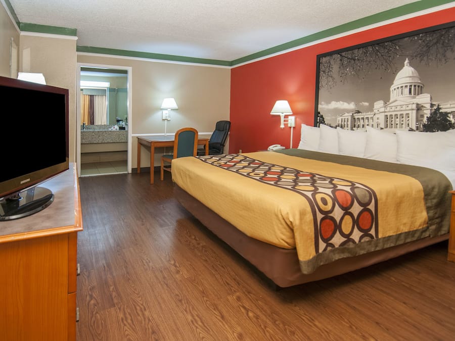 Room, 1 King Bed, Accessible, Smoking (Mobility Accessible) | Desk, soundproofing, iron/ironing board, free WiFi