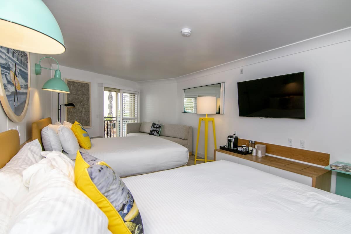 Egyptian cotton sheets, premium bedding, down duvets, pillow-top beds