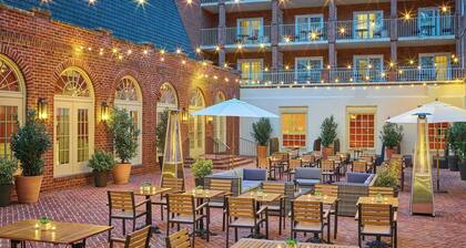 The Alexandrian Old Town Alexandria, Autograph Collection