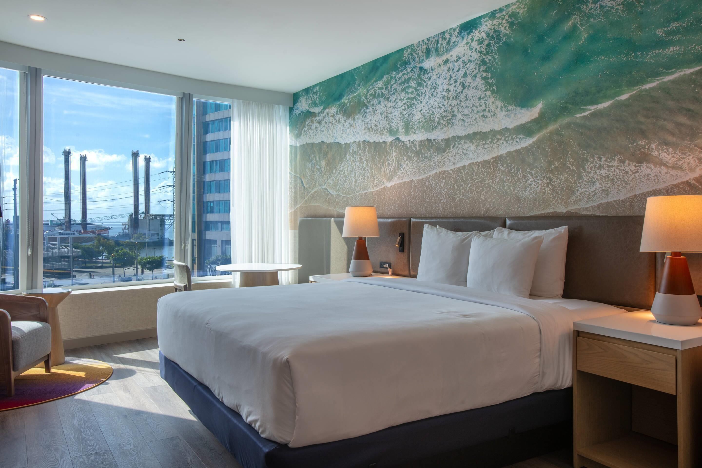 Hypo-allergenic bedding, in-room safe, desk, laptop workspace