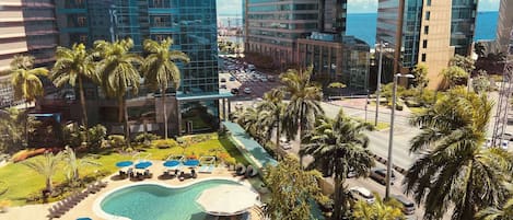Outdoor pool, pool umbrellas