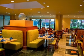 2 restaurants, breakfast, lunch, dinner served; international cuisine