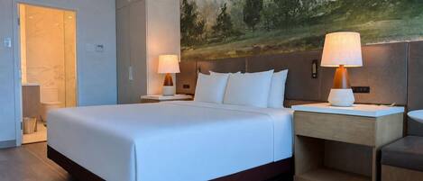 Hypo-allergenic bedding, in-room safe, desk, laptop workspace
