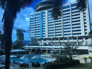 Outdoor pool, pool umbrellas