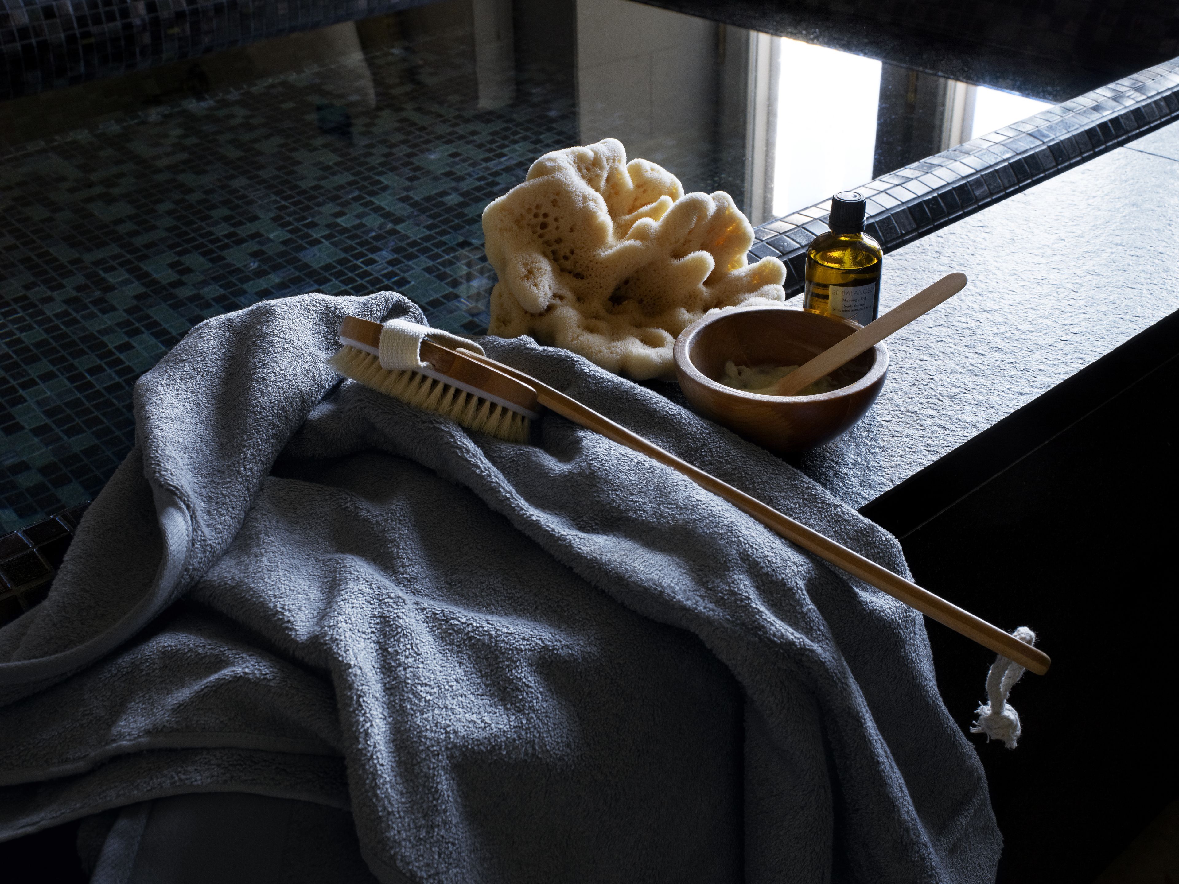 couples treatment room(s), sauna, steam room, body treatments