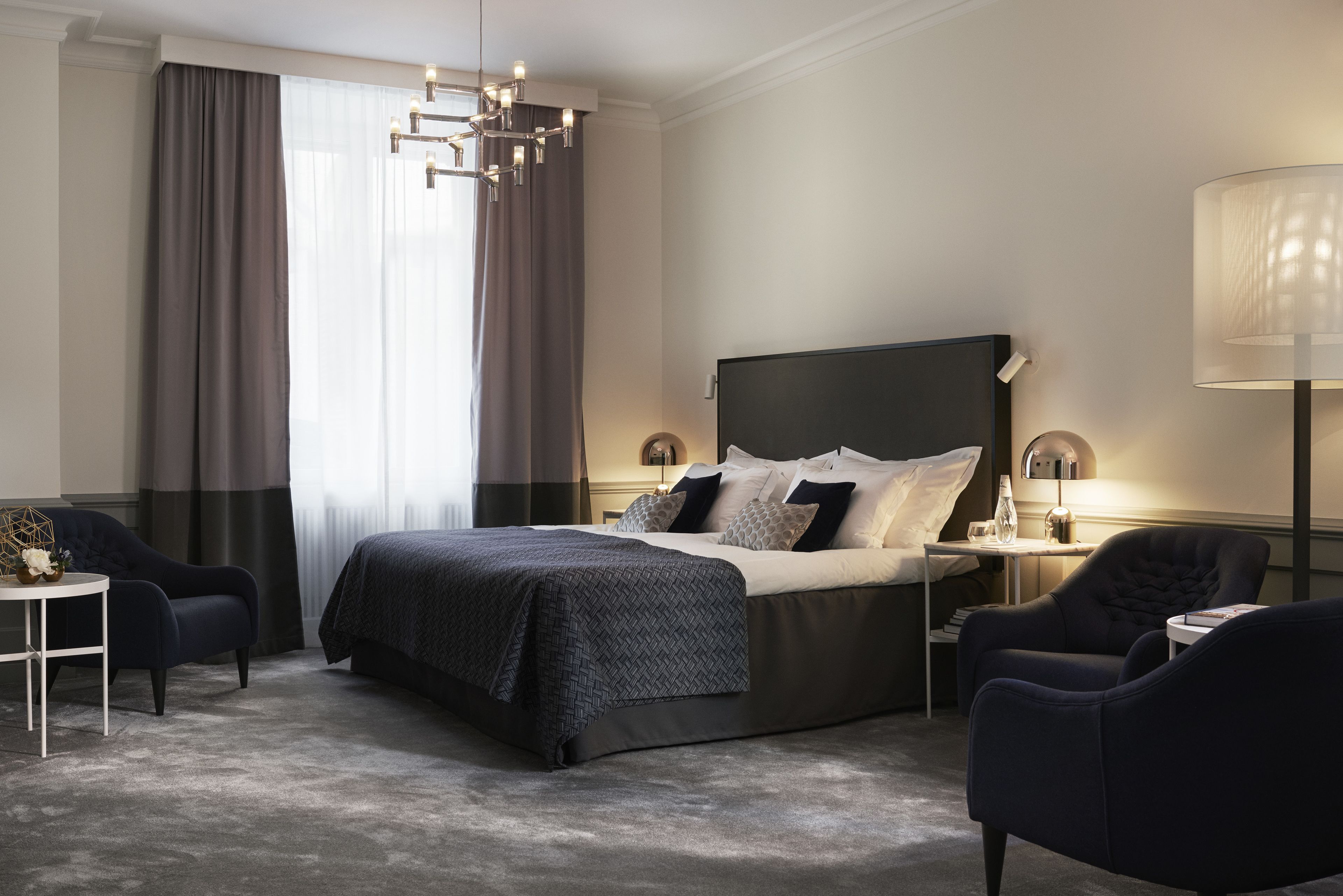 Egyptian cotton sheets, premium bedding, down duvets, pillow-top beds