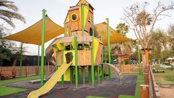 Children's play area - outdoor
