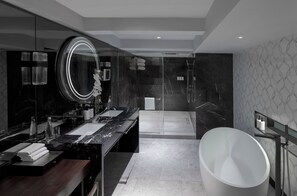 Shower, rainfall showerhead, eco-friendly toiletries, hair dryer - InterContinental Muscat by IHG (Muscat)
