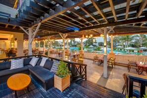 5 restaurants servant le petit déjeuner, spécialités Cuisine asiatique