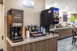 Free daily buffet breakfast