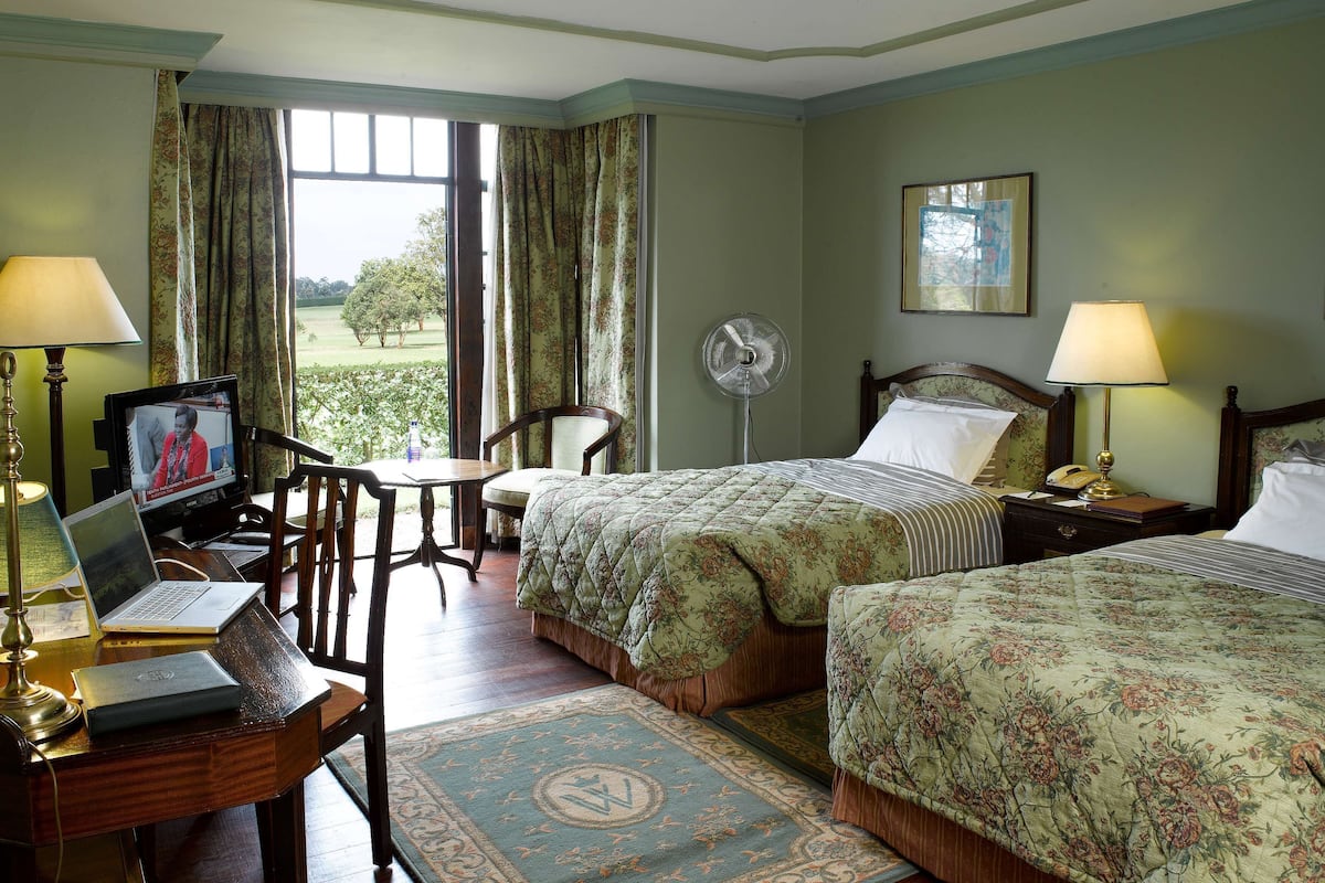 Egyptian cotton sheets, premium bedding, in-room safe