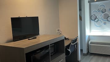 標準客房, 2 張標準雙人床, 非吸煙房 | 書桌、遮光布/窗簾、熨斗/熨衣板、免費無線上網