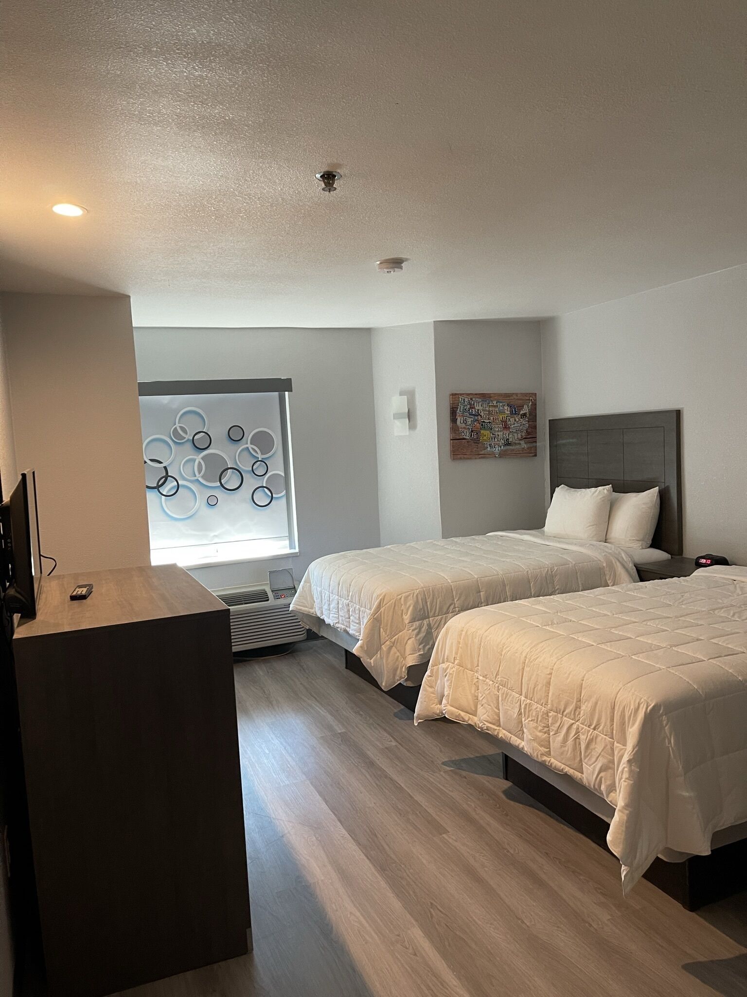 Standard Room, 2 Double Beds, Non Smoking | Desk, blackout drapes, iron/ironing board (on request), WiFi (free)