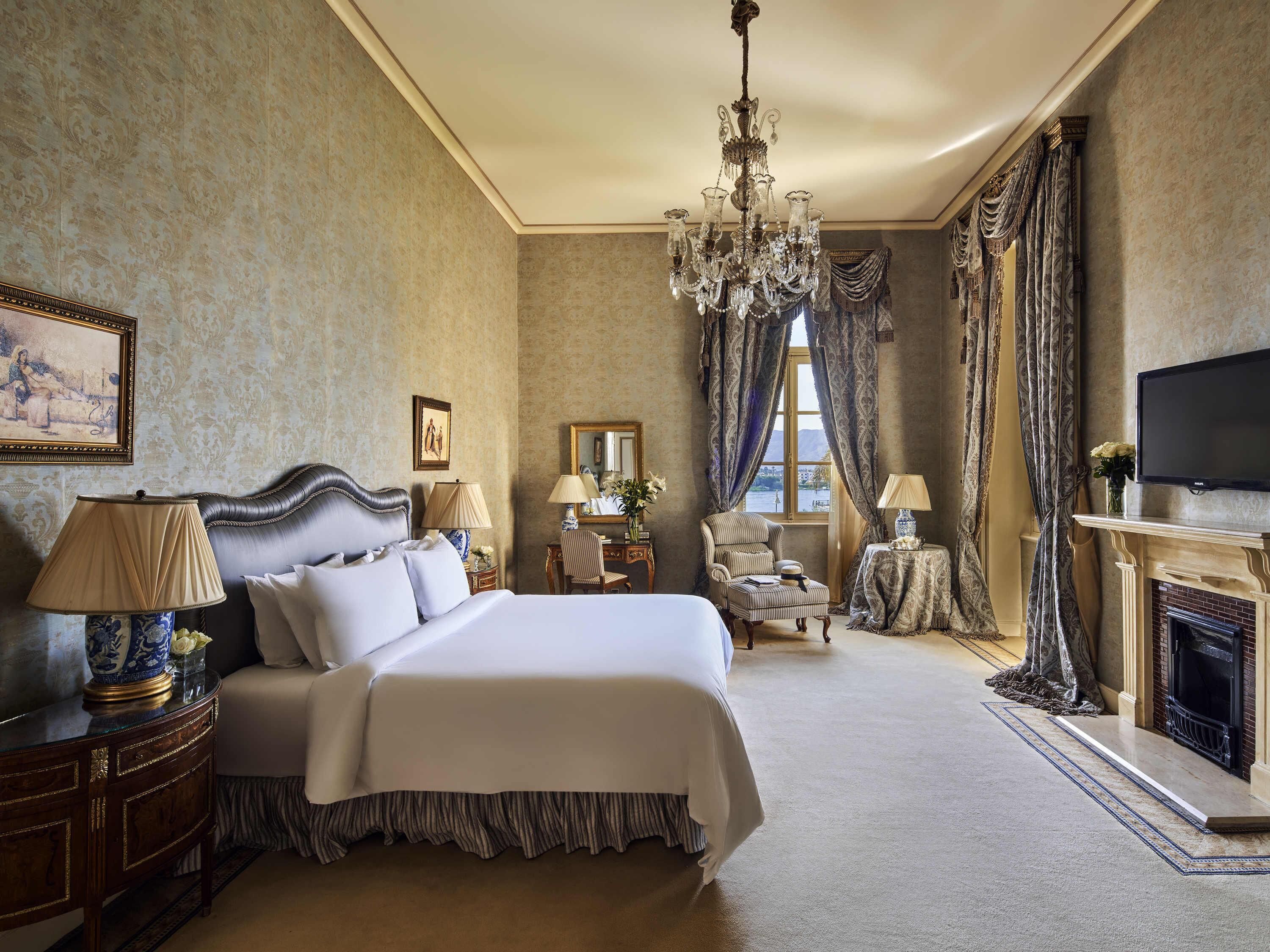 Suite, 1 King Bed, Balcony, River View (Imperial-Extra living room-Extra bedr)