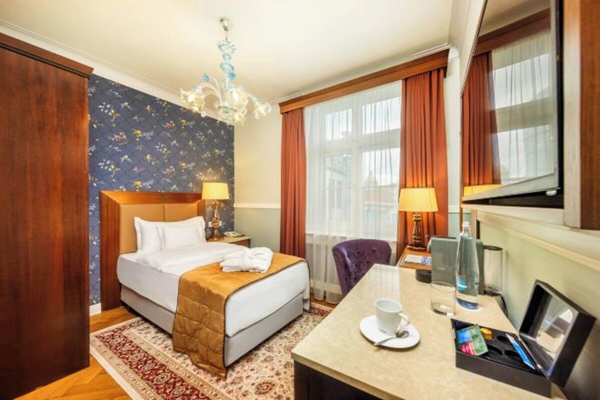 Executive Single Room Non Smoking