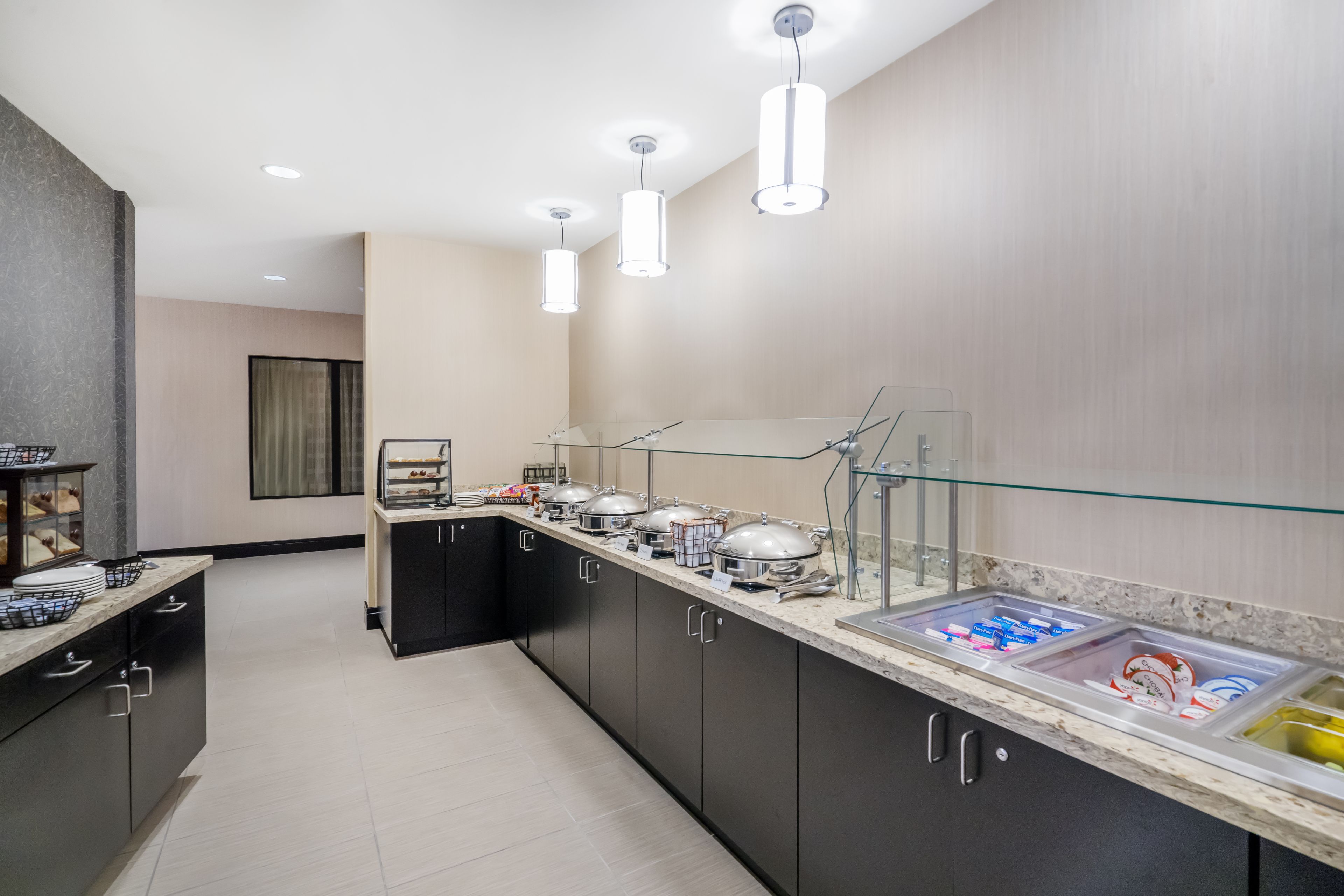 free daily on-the-go breakfast