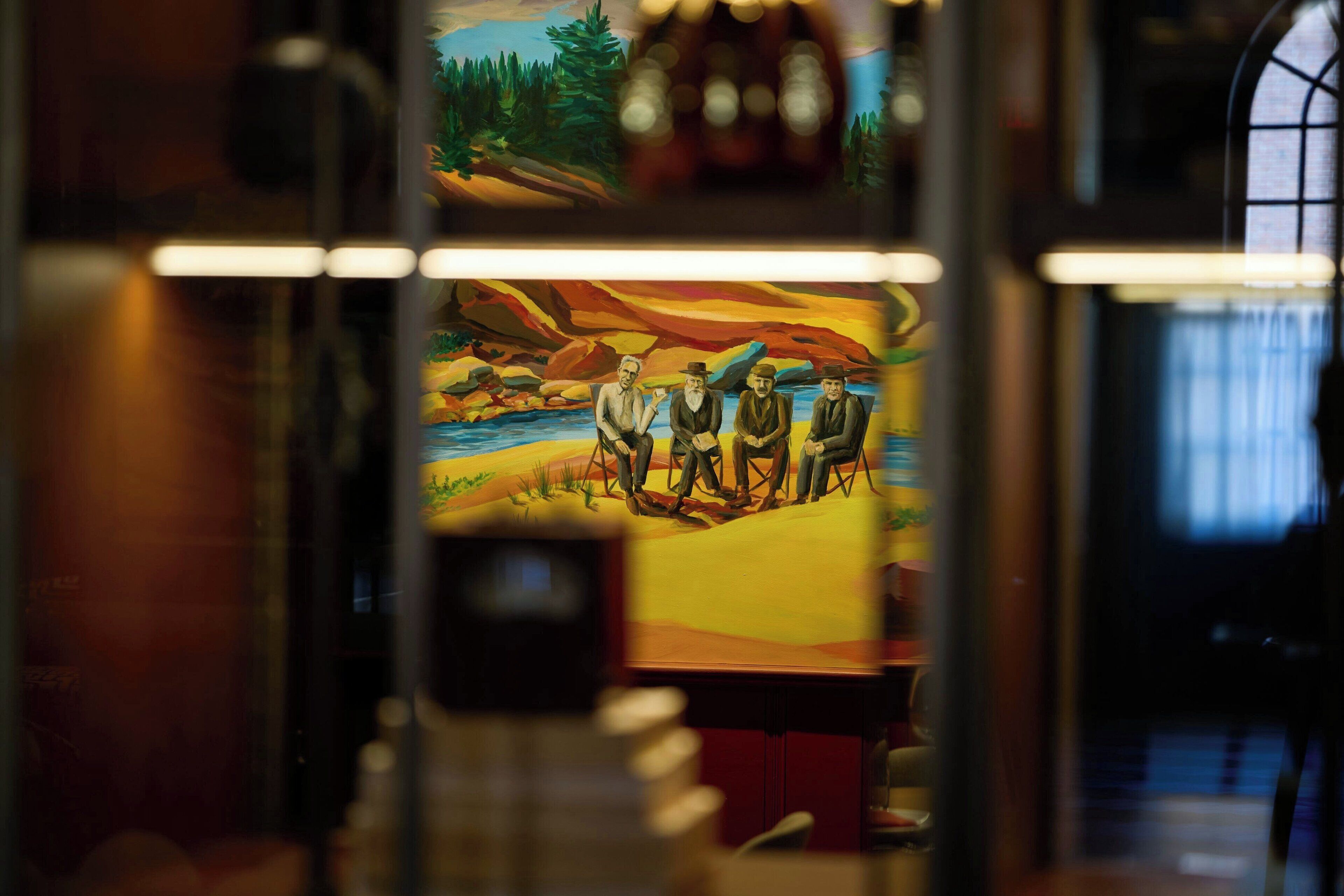 2 restaurants, breakfast served