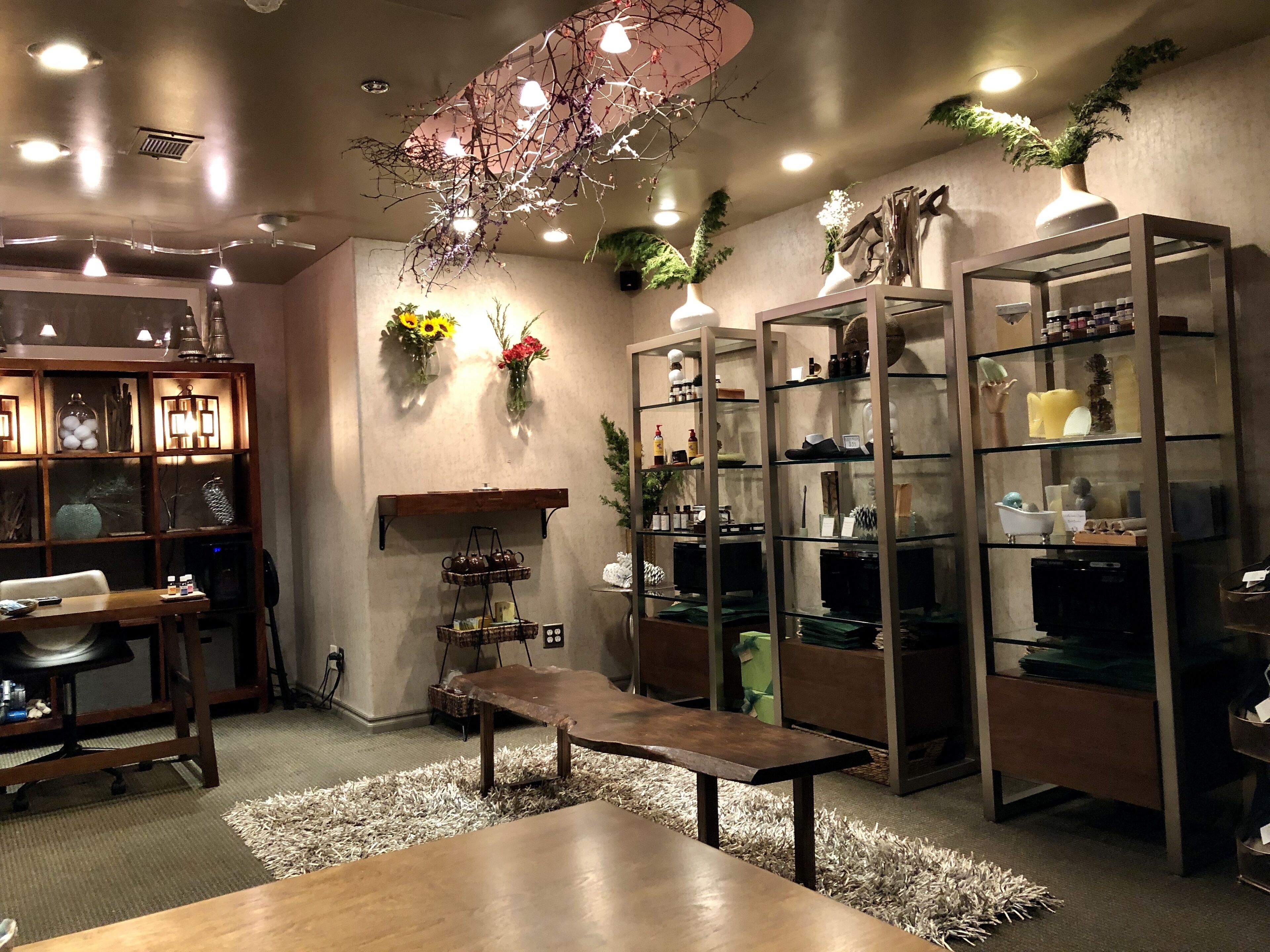 body treatments, hydrotherapy, aromatherapy, body wraps, body scrubs