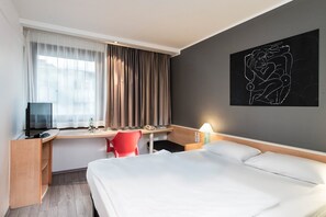 Good Morning Double Room | 書桌、遮光窗簾/窗簾、免費 Wi-Fi、床單