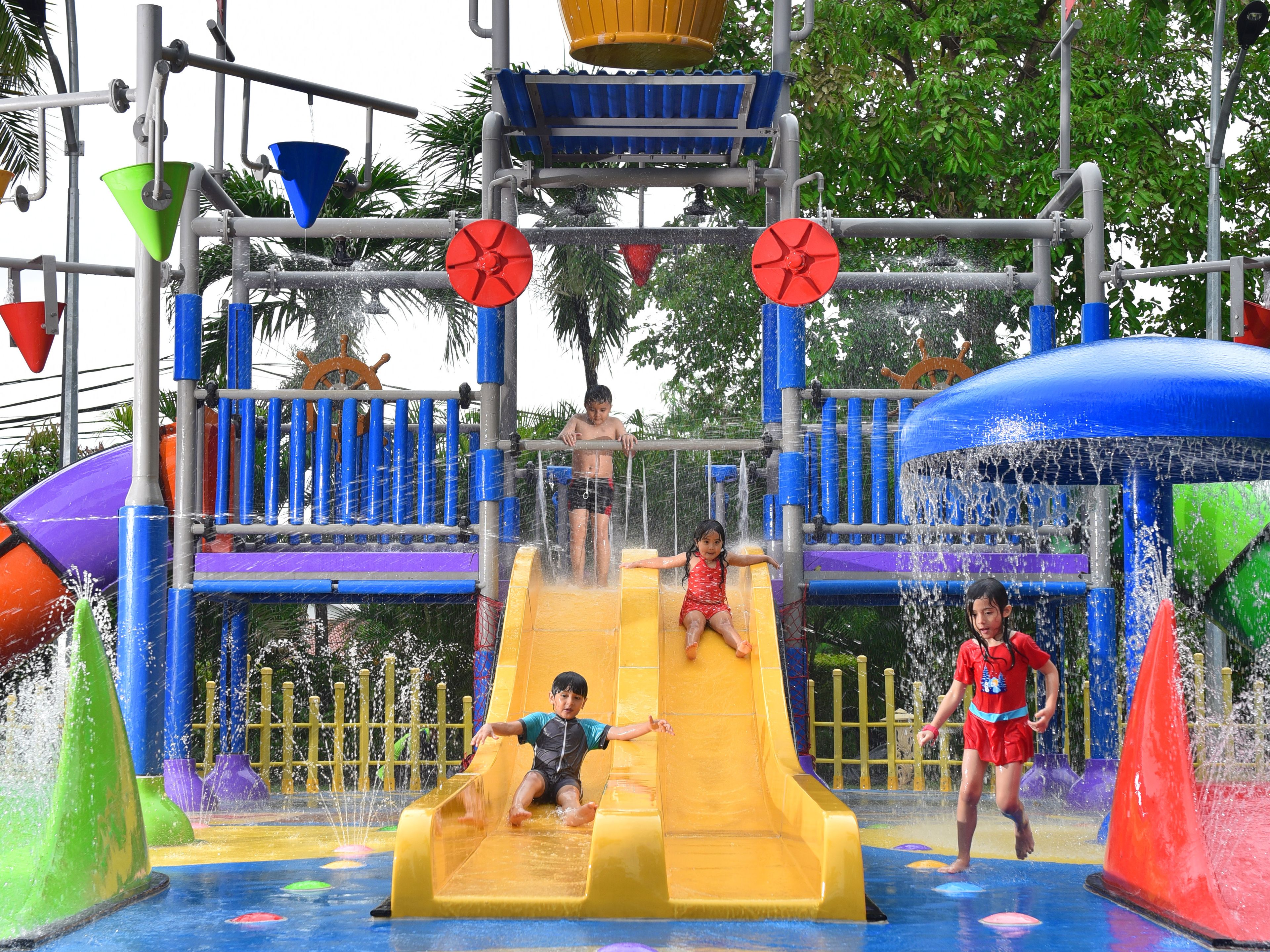 children’s play area – outdoor