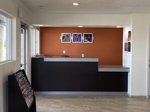 Reception - Motel 6 Clovis, NM (Clovis)