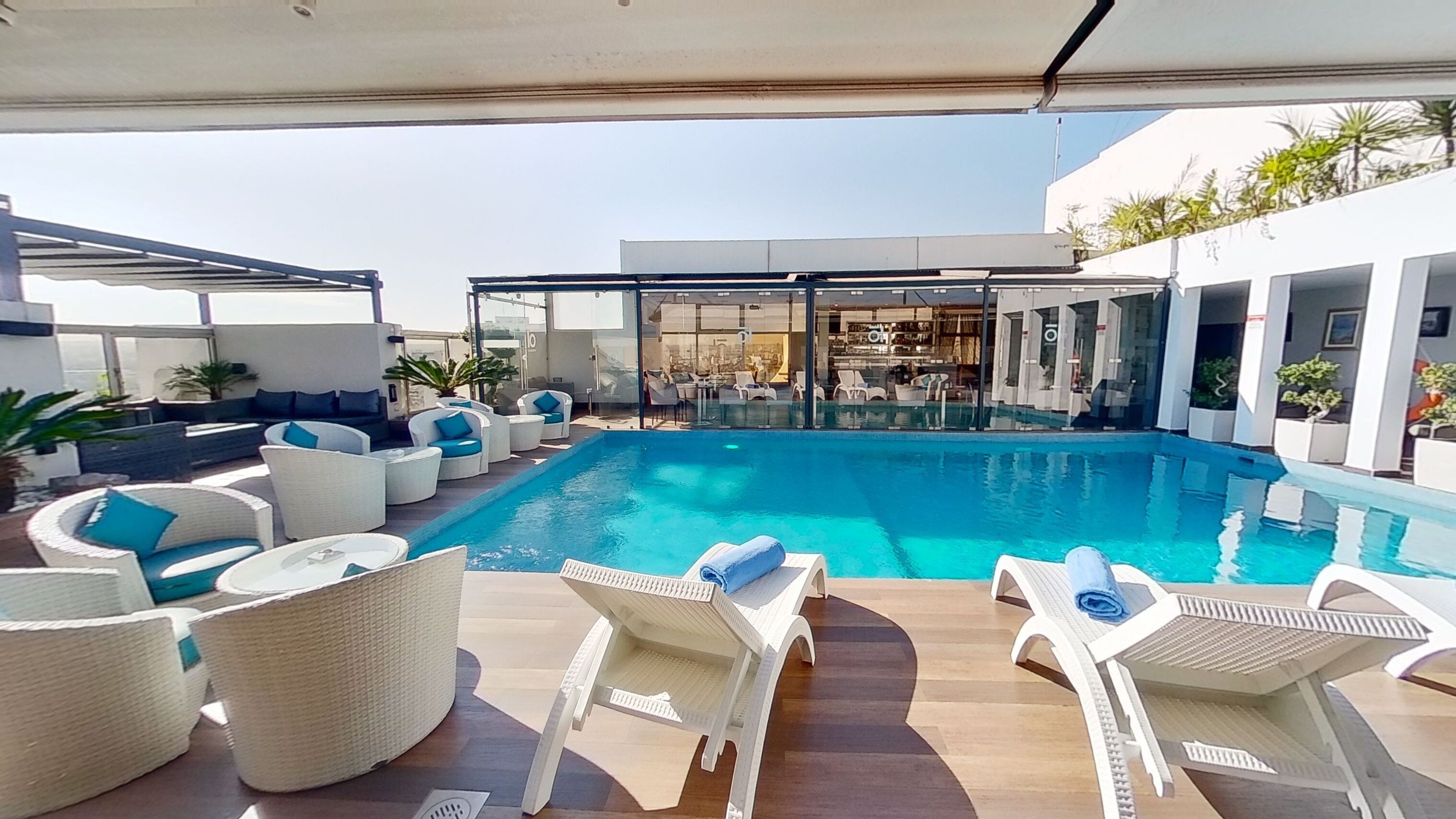 Outdoor pool, open 10:00 AM to 6:00 PM, sun loungers