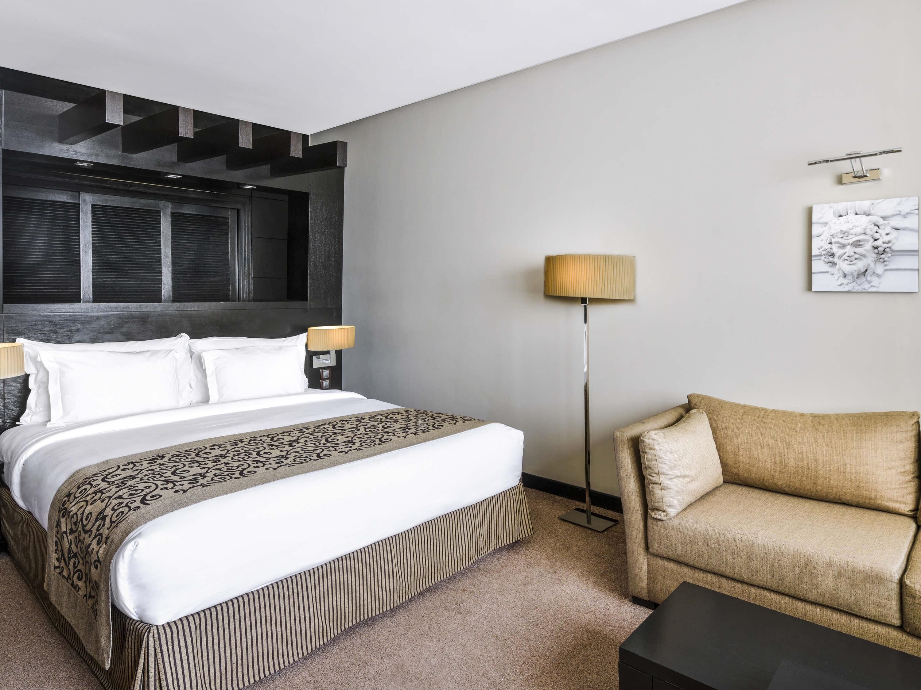 Premium bedding, down duvets, minibar, in-room safe