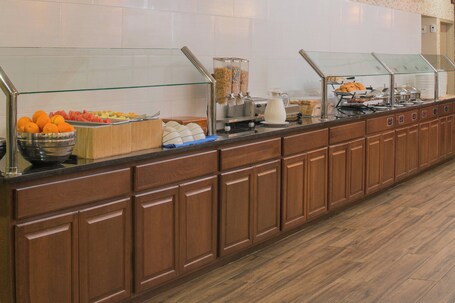 Four Points by Sheraton Orlando International Drive - Image 19
