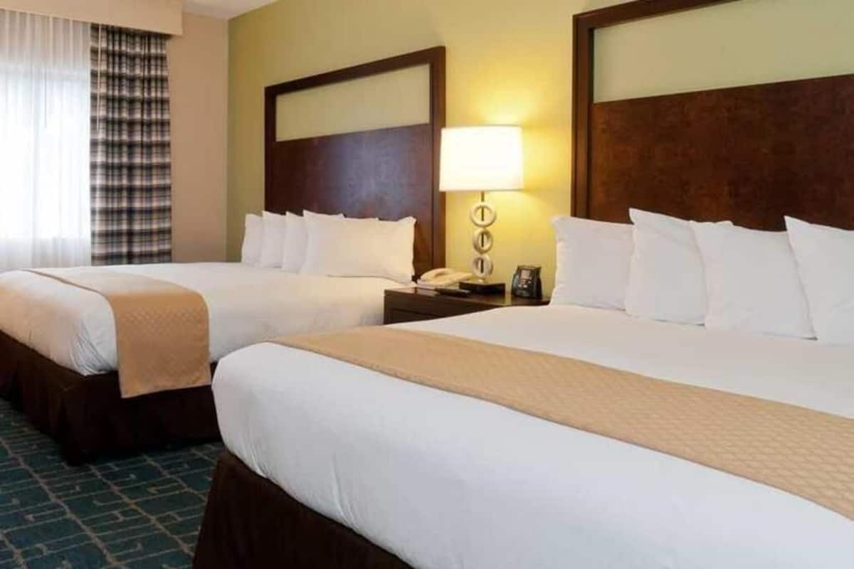 Allergikerbettwaren, Zimmersafe, Schreibtisch