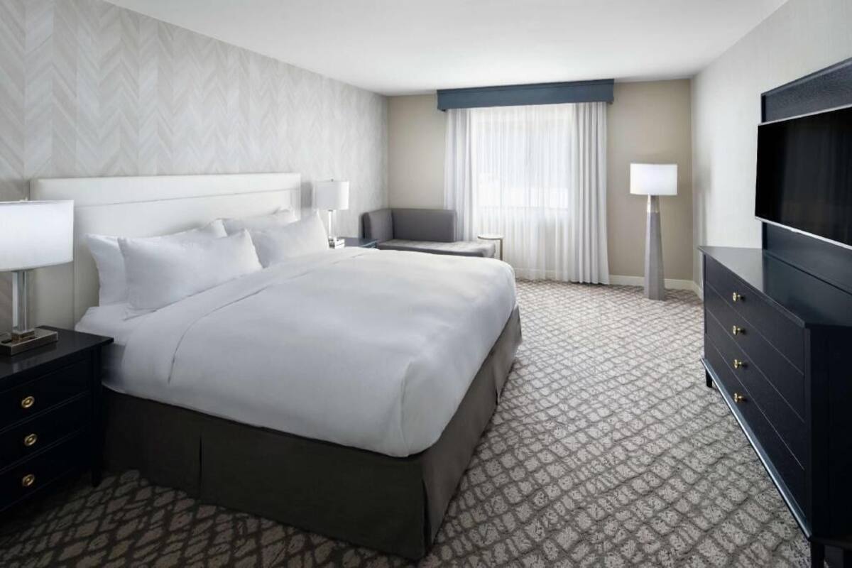 Allergikerbettwaren, Zimmersafe, Schreibtisch