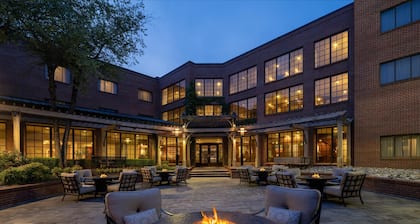 DoubleTree Suites by Hilton Charlotte - SouthPark
