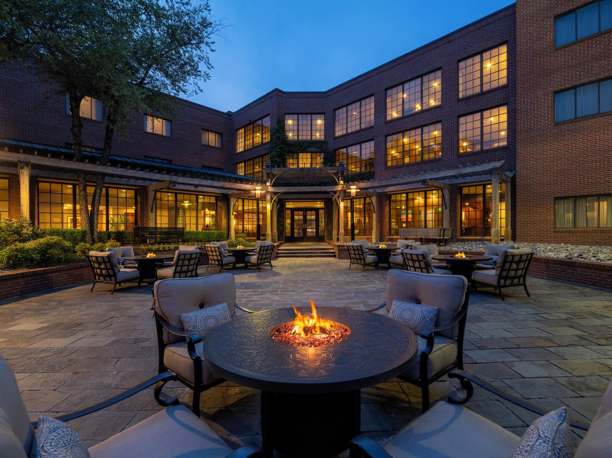 4 Star Hotels