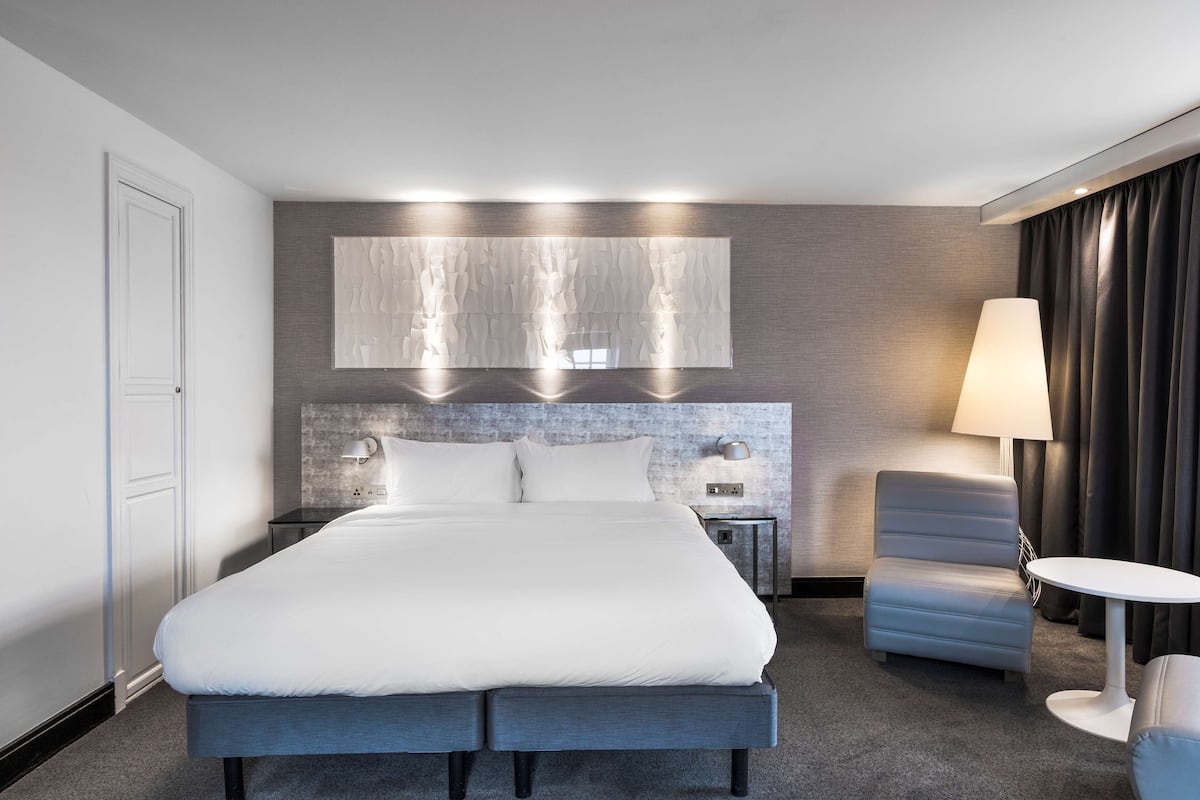 1 quarto, roupas de cama premium, cofres nos quartos, escrivaninha