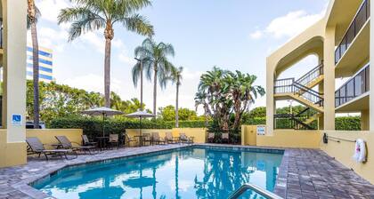 Quality Inn Palm Beach International Airport