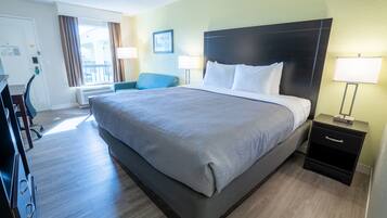 Standard Room, 1 King Bed with Sofa bed, Non Smoking | Desk, laptop workspace, blackout drapes, iron/ironing board