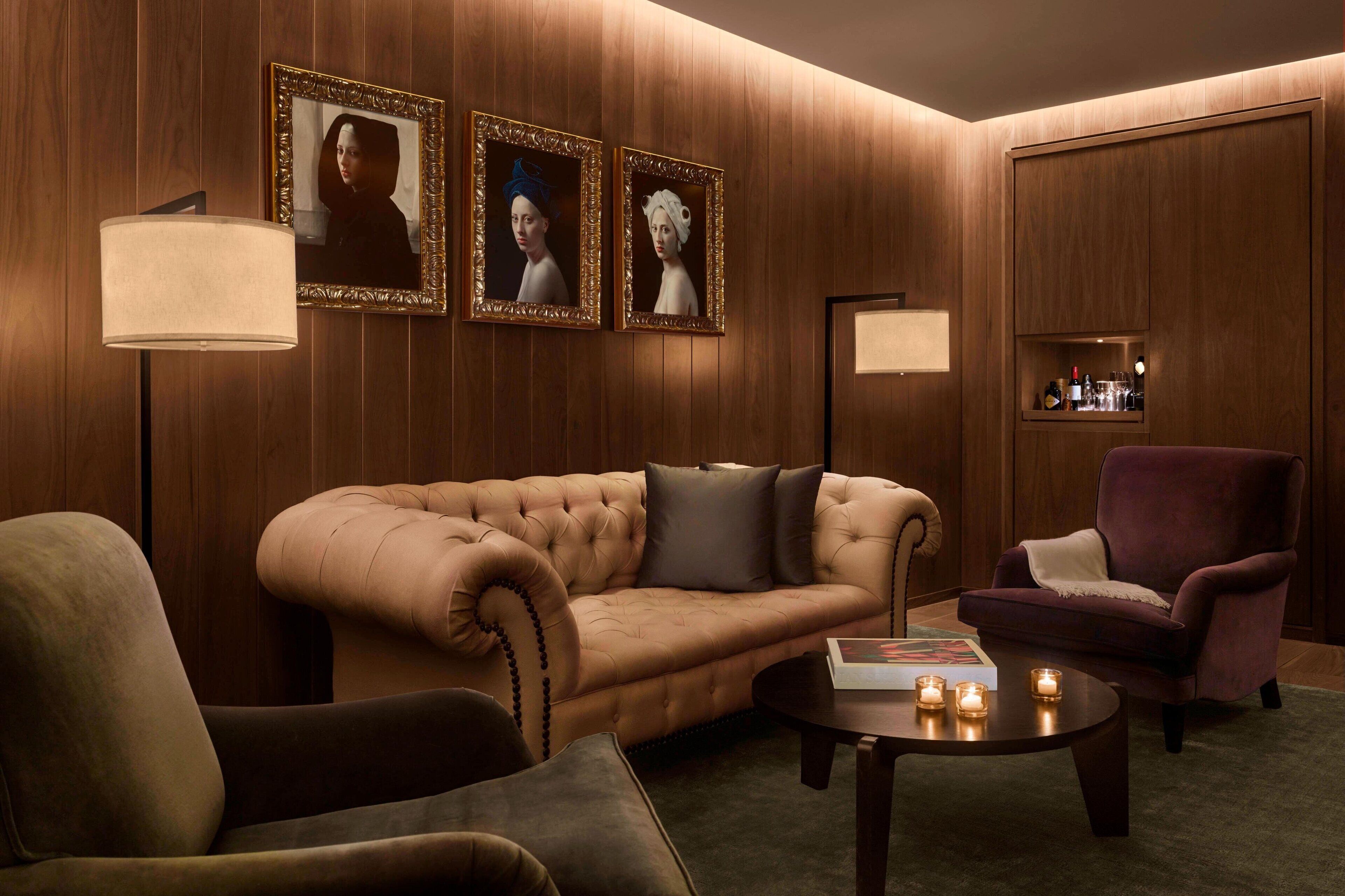 room, 1 bedroom | living room | 46-inch flat-screen tv with cable channels, tv, pay films