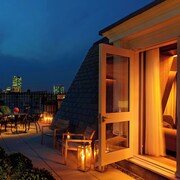 The London EDITION