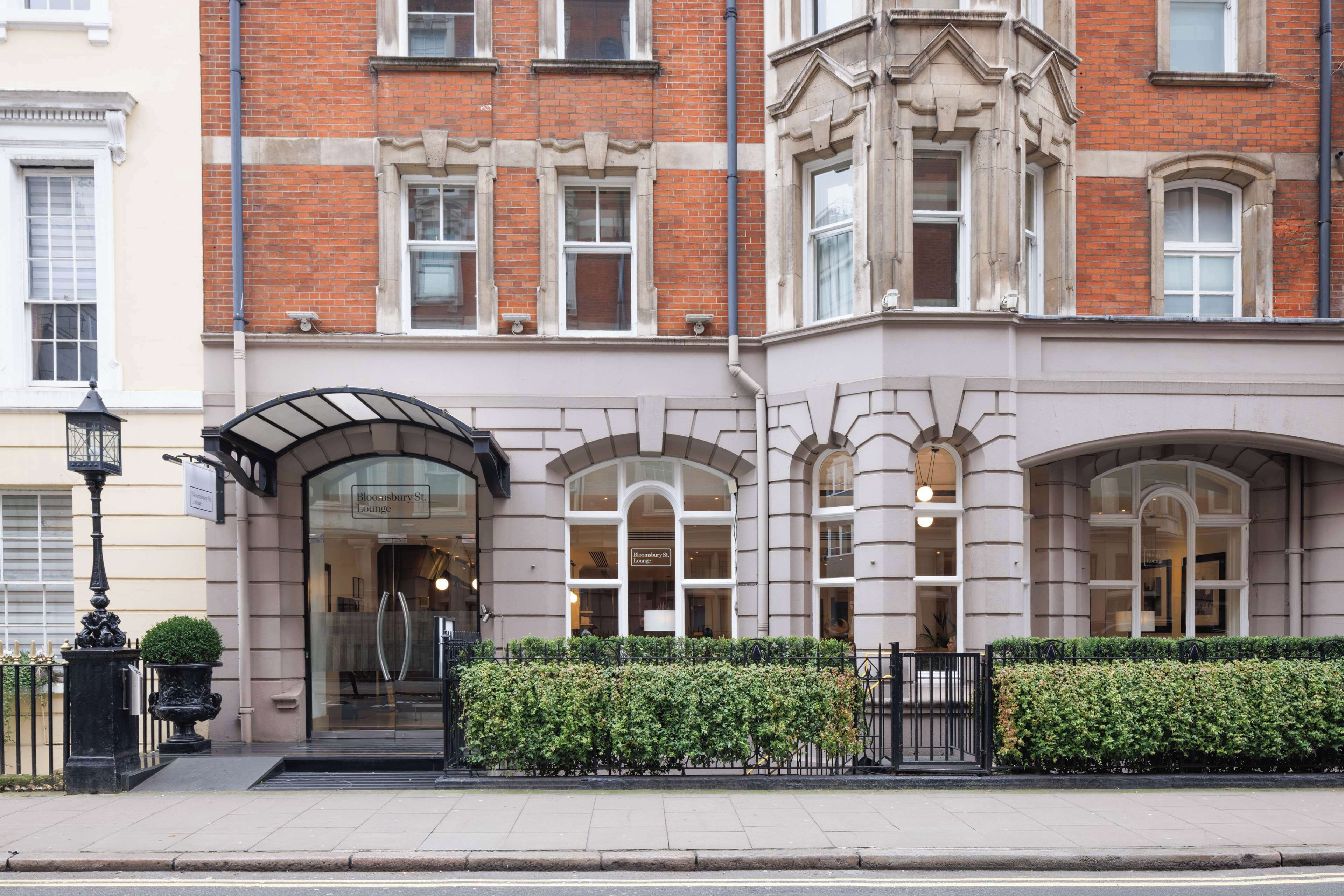 breakfast and lunch served, british cuisine