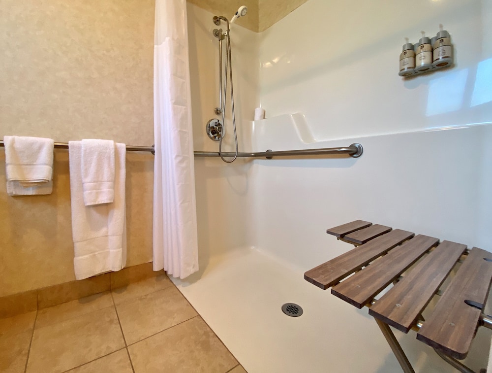 Cousins' Country Inn by null