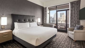 Junior-Suite, 1 King-Bett, Stadtblick | Hochwertige Bettwaren, Daunenbettdecken, Pillowtop-Betten, Zimmersafe