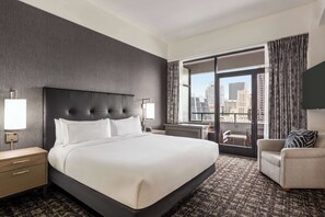Junior Suite, 1 King Bed, City View