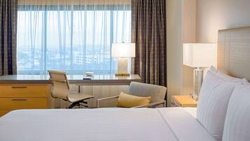 Premium bedding, in-room safe, desk, blackout drapes