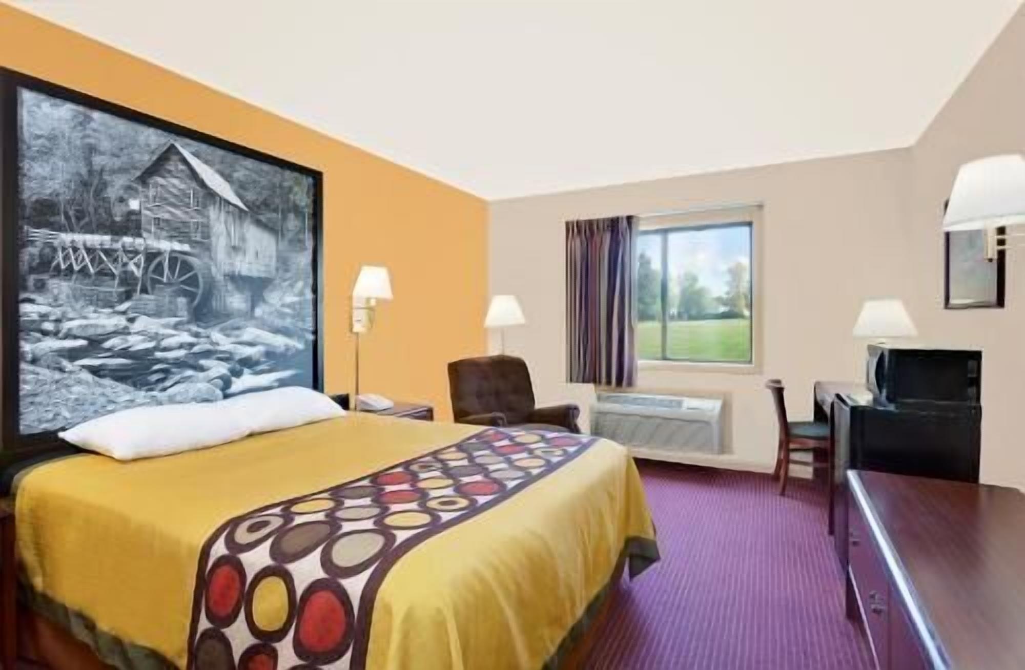 Desk, blackout drapes, iron/ironing board, free WiFi