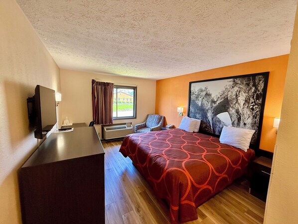 Standard Room, 1 King Bed